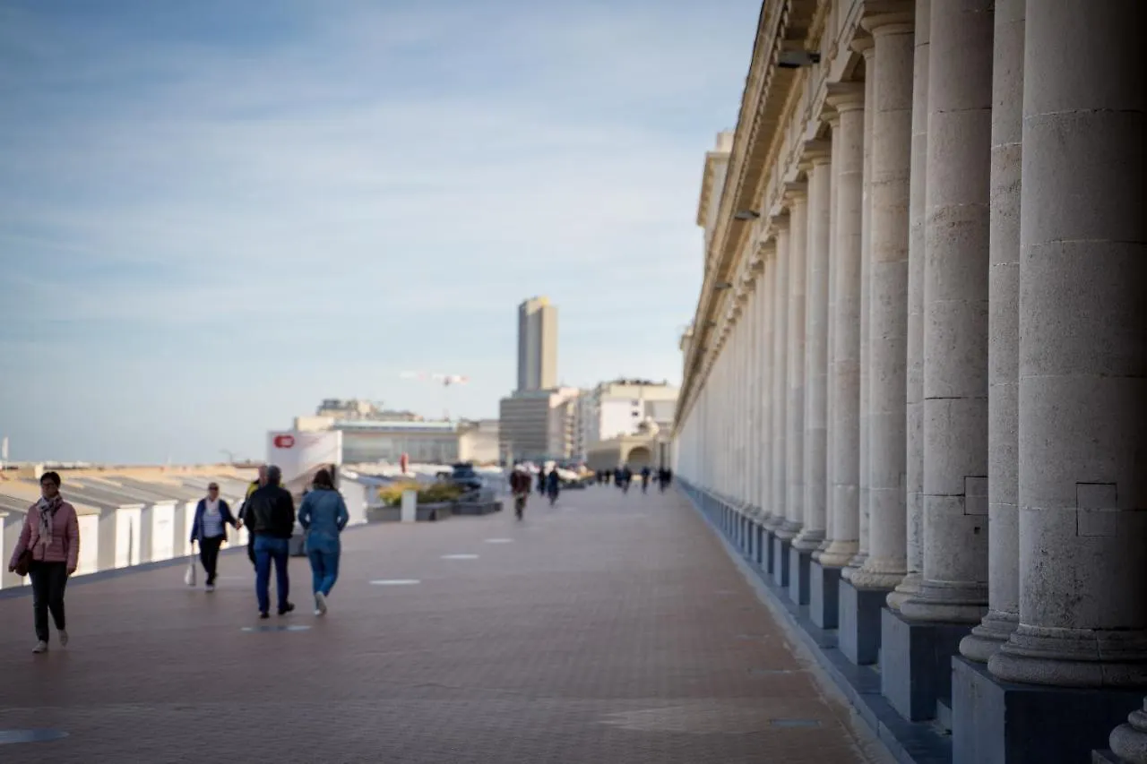 Gezellig App In De Belle Epoque Wijk Van Oostende Belgia